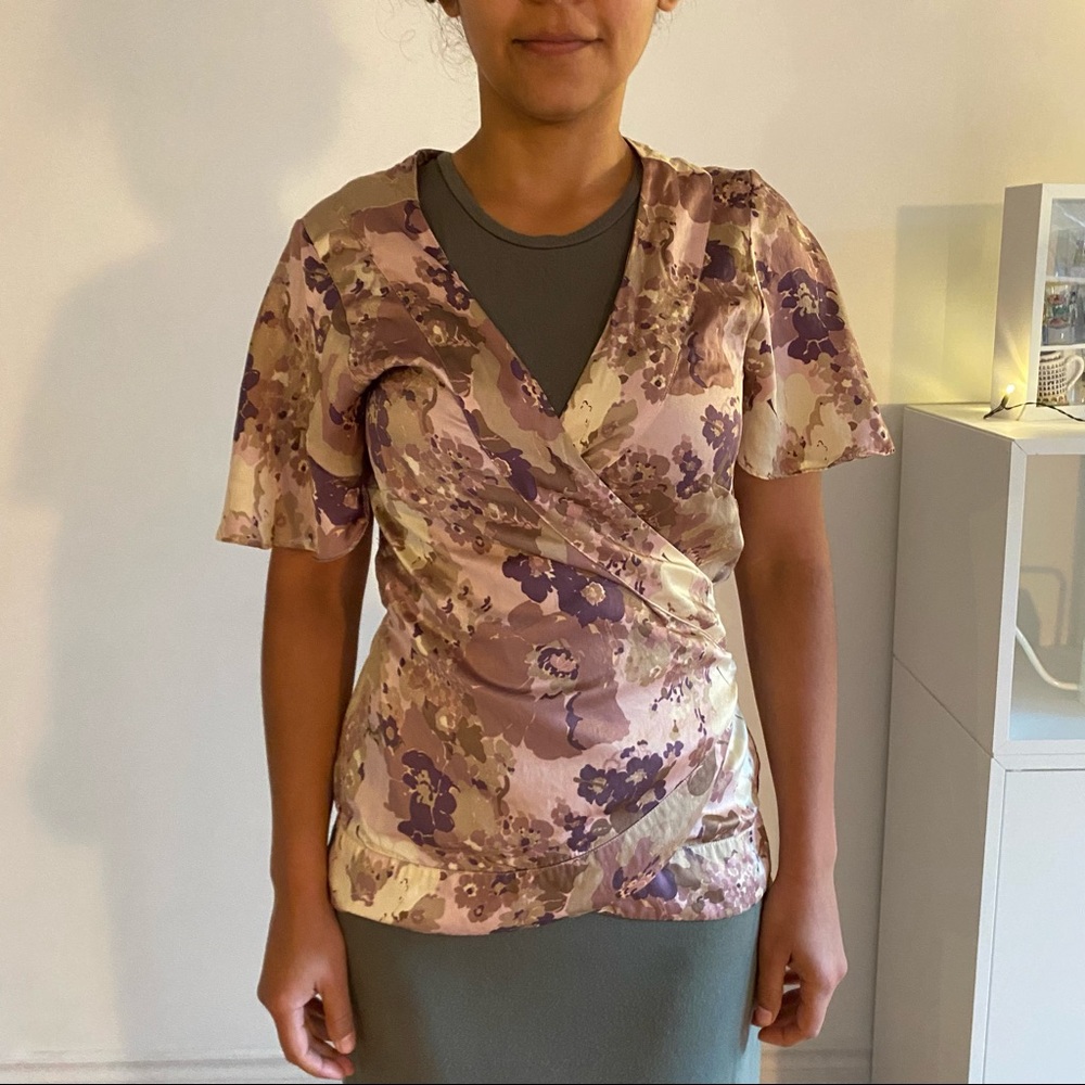 BANANA REPUBLIC Floral Silk Wrap Top